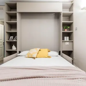 Altido Elegant Studio For 2 Near Duomo Di Appartamento