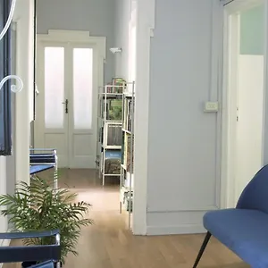 Liberty Two-room In Porta Venezia Appartamento
