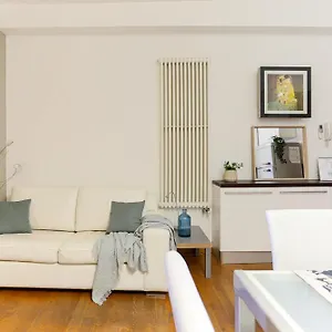 The Best Rent - Near Navigli Appartamento